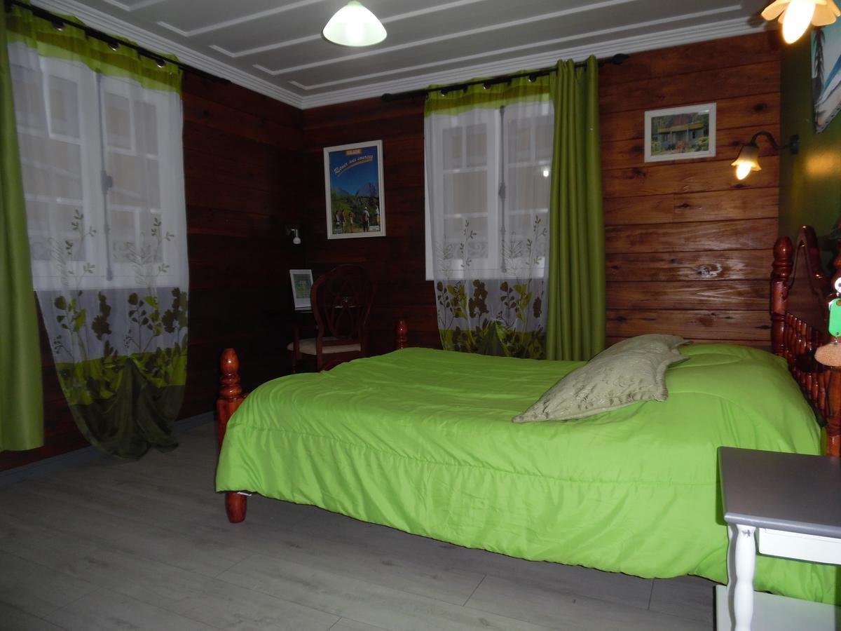 Le Cimendef Bed and Breakfast Salazie Esterno foto