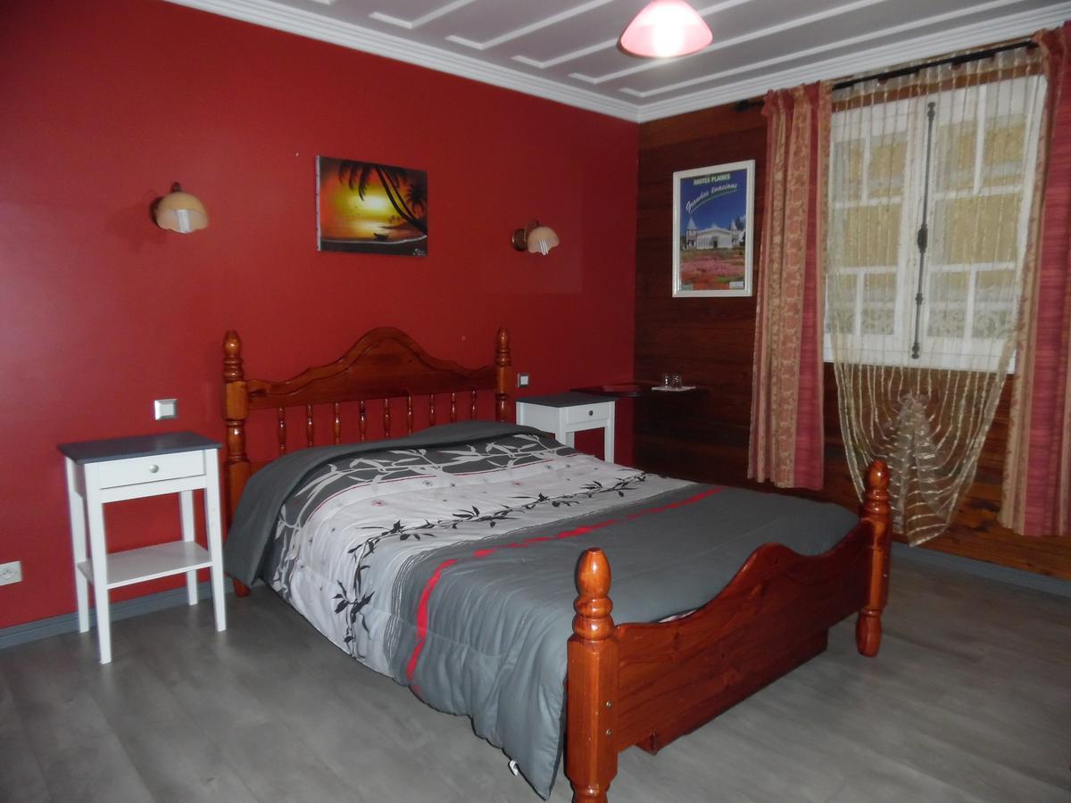 Le Cimendef Bed and Breakfast Salazie Esterno foto