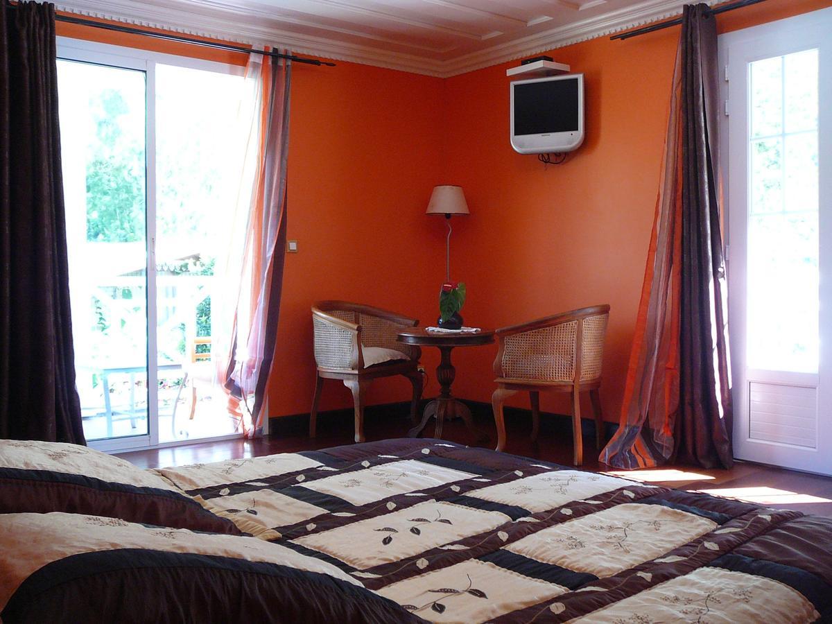 Le Cimendef Bed and Breakfast Salazie Esterno foto